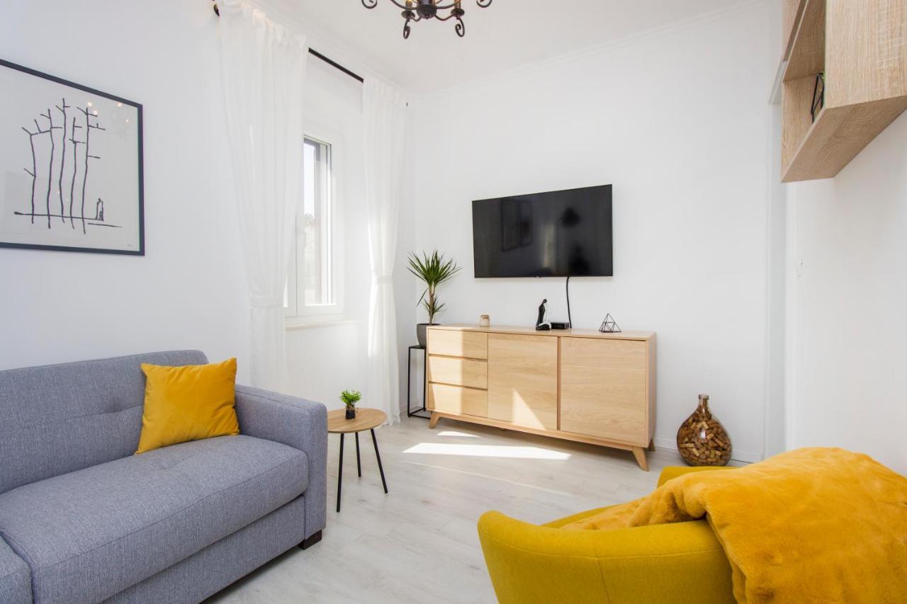 שיבניק Apartment Ena ,City Center מראה חיצוני תמונה
